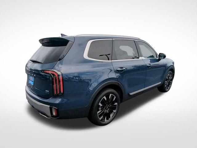 Photo of 2023 Midnight Lake Blue Kia Telluride