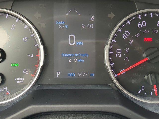Photo of 2022 White Toyota RAV4