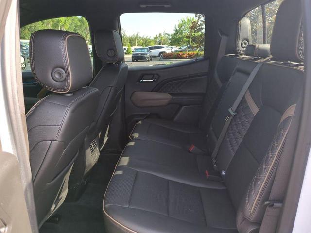 Photo of 2023 Summit White GMC Canyon