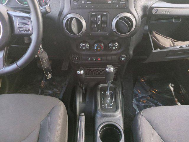 Photo of 2017 Gobi Clearcoat Jeep Wrangler Unlimited