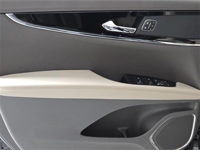Photo of 2023 Infinite Black Metallic Lincoln Nautilus