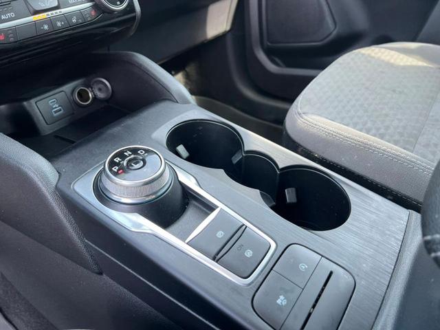 Photo of 2022 Agate Black Metallic Ford Escape