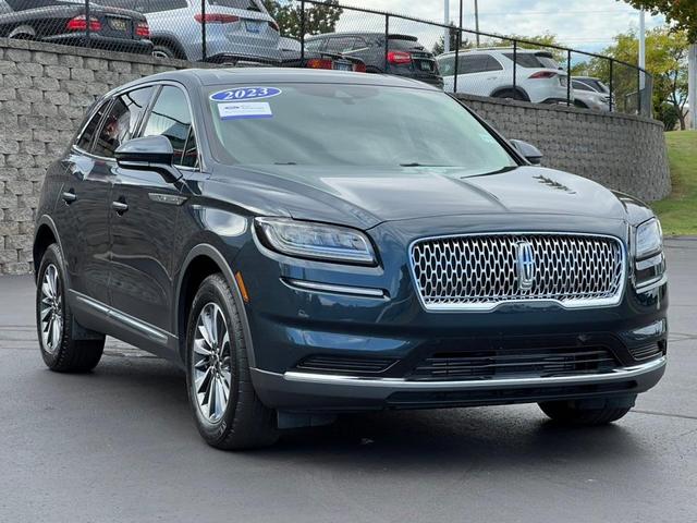 Photo of 2023 Flight Blue Lincoln Nautilus