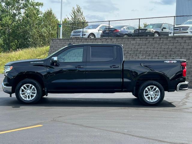 Photo of 2023 Black Chevrolet Silverado 1500