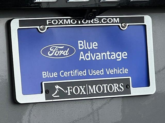 Photo of 2022 Carbonized Gray Metallic Ford Edge