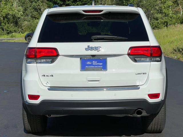 Photo of 2022 Bright White Clearcoat Jeep Grand Cherokee WK