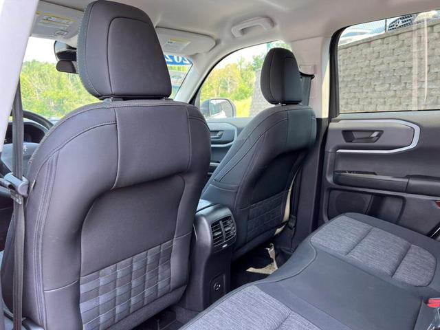 Photo of 2022 Oxford White Ford Bronco Sport