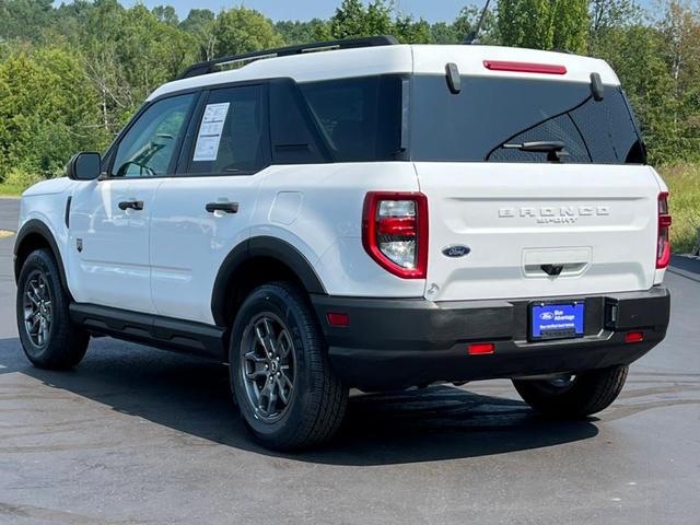 Photo of 2022 Oxford White Ford Bronco Sport
