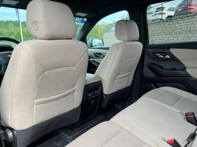 Photo of 2023 Sterling Gray Metallic Chevrolet Traverse