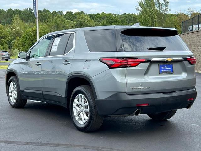 Photo of 2023 Sterling Gray Metallic Chevrolet Traverse
