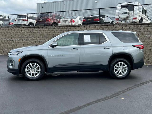 Photo of 2023 Sterling Gray Metallic Chevrolet Traverse