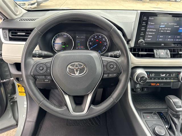 Photo of 2021 Green Toyota RAV4 Hybrid