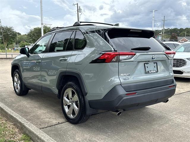 Photo of 2021 Green Toyota RAV4 Hybrid