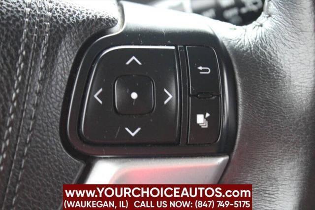 Photo of 2017 Predawn Gray Mica Toyota Sienna