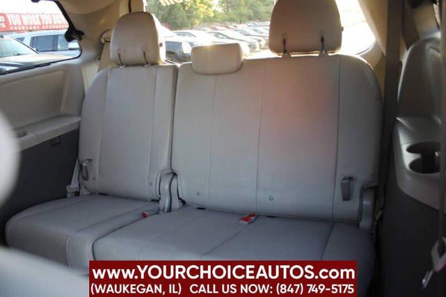 Photo of 2018 Silver Sky Metallic Toyota Sienna
