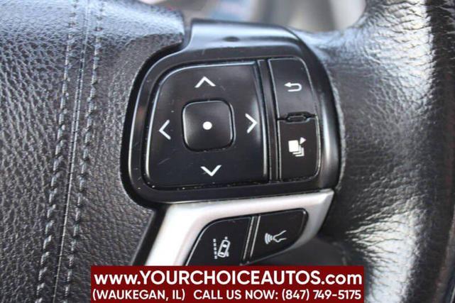 Photo of 2018 Silver Sky Metallic Toyota Sienna