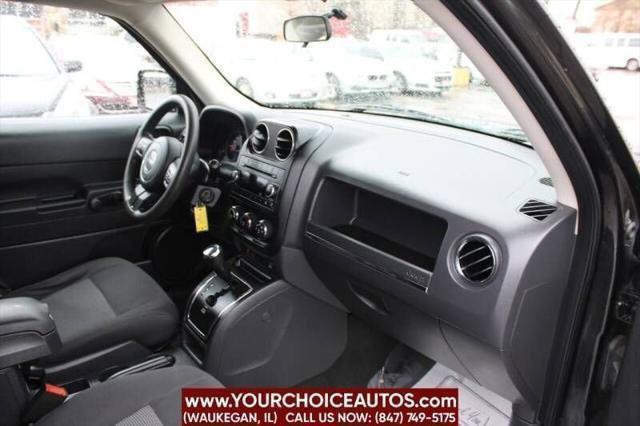 Photo of 2011 Brilliant Black Crystal Pearl Jeep Patriot