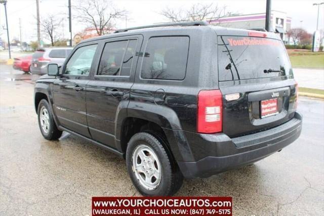 Photo of 2011 Brilliant Black Crystal Pearl Jeep Patriot