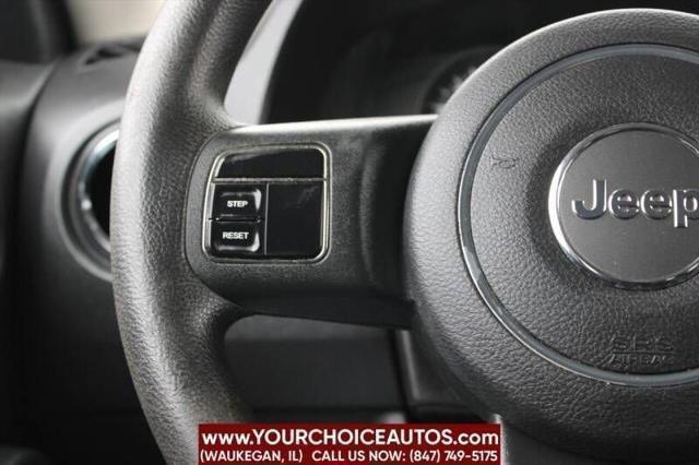 Photo of 2011 Brilliant Black Crystal Pearl Jeep Patriot