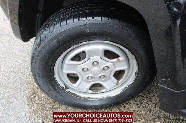 Photo of 2011 Brilliant Black Crystal Pearl Jeep Patriot