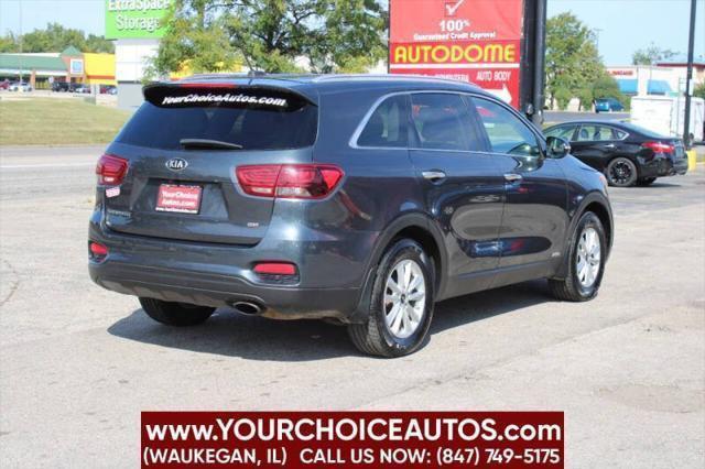 Photo of 2020 Gravity Grey Kia Sorento