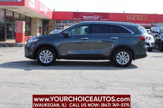 Photo of 2020 Gravity Grey Kia Sorento