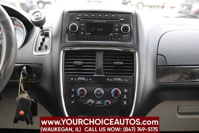 Photo of 2015 Billet Silver Metallic Clearcoat Dodge Grand Caravan