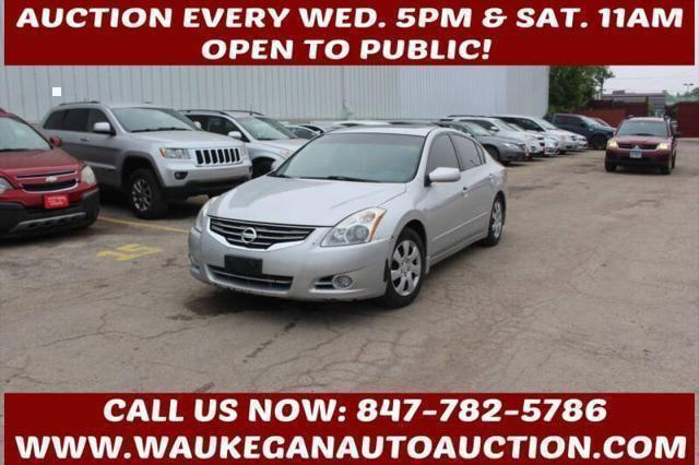 Photo of 2010 Radiant Silver Metallic Nissan Altima