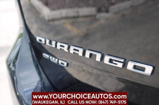 Photo of 2016 Brilliant Black Crystal Pearlcoat Dodge Durango