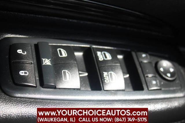 Photo of 2016 Brilliant Black Crystal Pearlcoat Dodge Durango