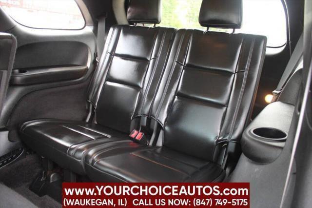 Photo of 2016 Brilliant Black Crystal Pearlcoat Dodge Durango