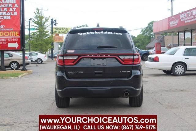 Photo of 2016 Brilliant Black Crystal Pearlcoat Dodge Durango