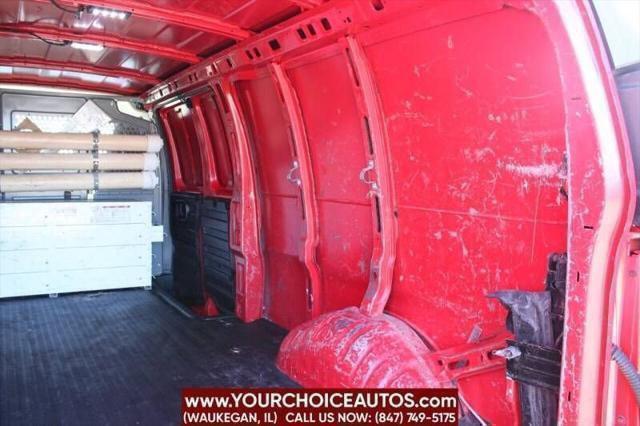 Photo of 2017 Cardinal Red GMC Savana 3500
