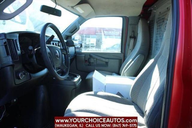 Photo of 2017 Cardinal Red GMC Savana 3500