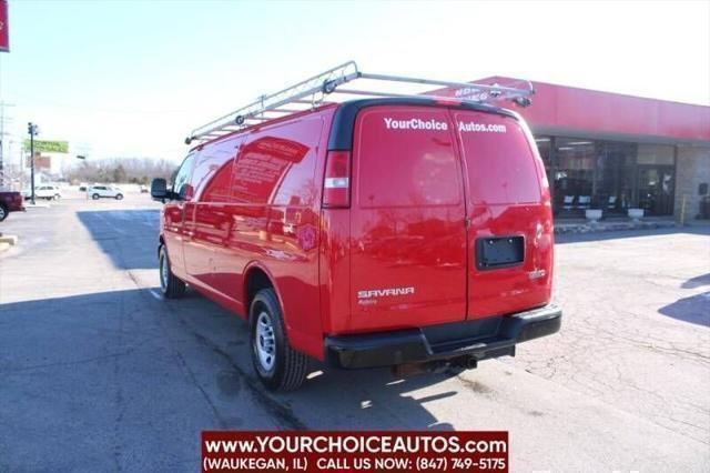 Photo of 2017 Cardinal Red GMC Savana 3500