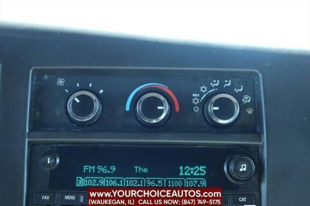 Photo of 2017 Cardinal Red GMC Savana 3500