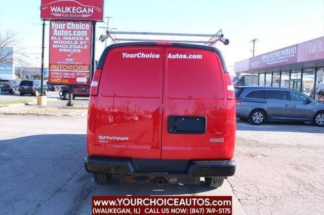 Photo of 2017 Cardinal Red GMC Savana 3500