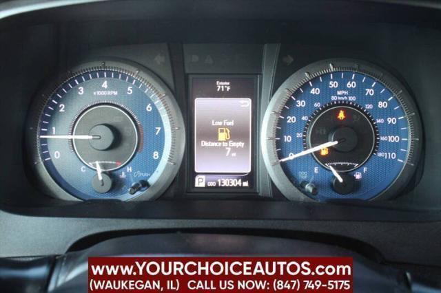 Photo of 2016 Blizzard Pearl Toyota Sienna