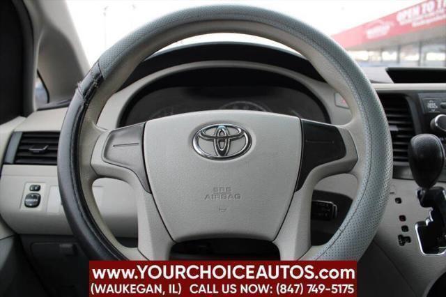 Photo of 2012 Predawn Gray Mica Toyota Sienna