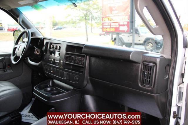 Photo of 2016 Summit White Chevrolet Express 2500