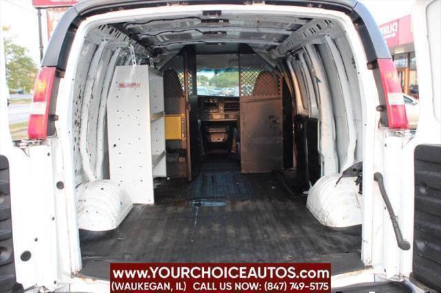Photo of 2016 Summit White Chevrolet Express 2500
