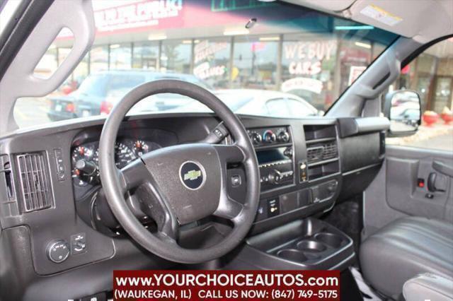 Photo of 2016 Summit White Chevrolet Express 2500