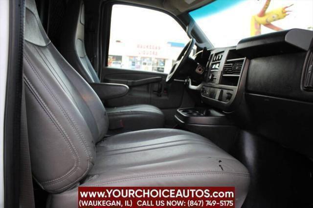 Photo of 2016 Summit White Chevrolet Express 2500