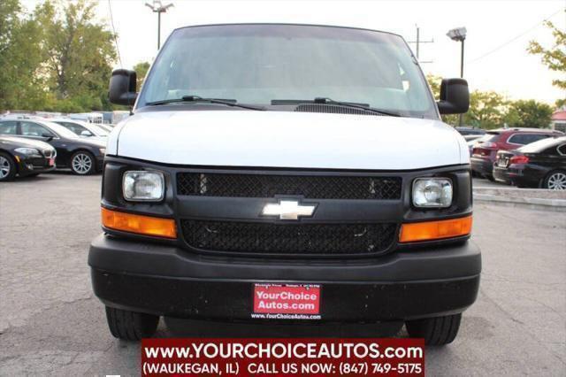Photo of 2016 Summit White Chevrolet Express 2500