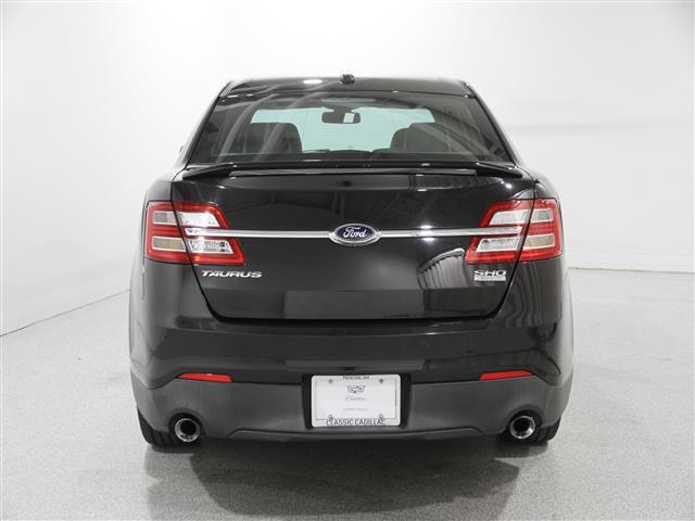 Photo of 2015 TUXEDO BLACK METALLIC Ford Taurus