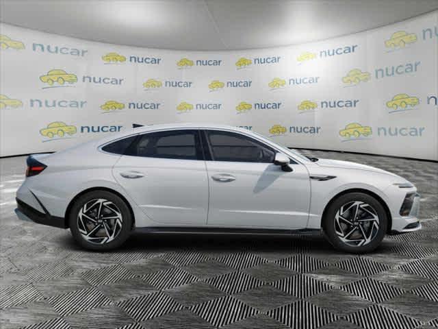 Photo of 2026 White Hyundai SONATA