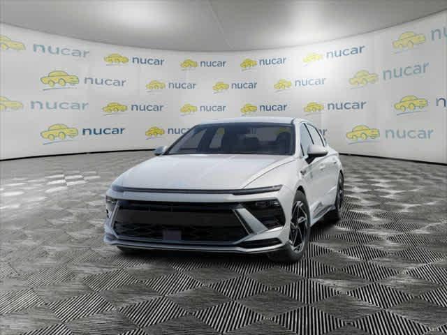 Photo of 2026 White Hyundai SONATA