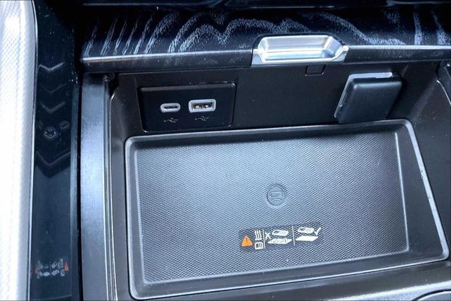 Photo of 2023 Onyx Black GMC Yukon