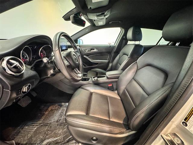Photo of 2018 Gray Mercedes-Benz GLA 250