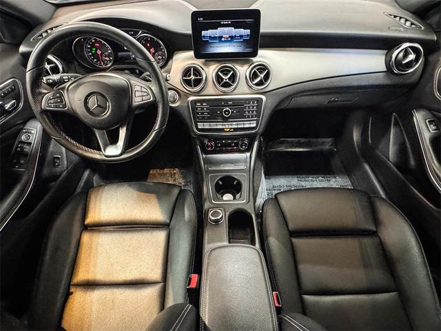 Photo of 2018 Gray Mercedes-Benz GLA 250